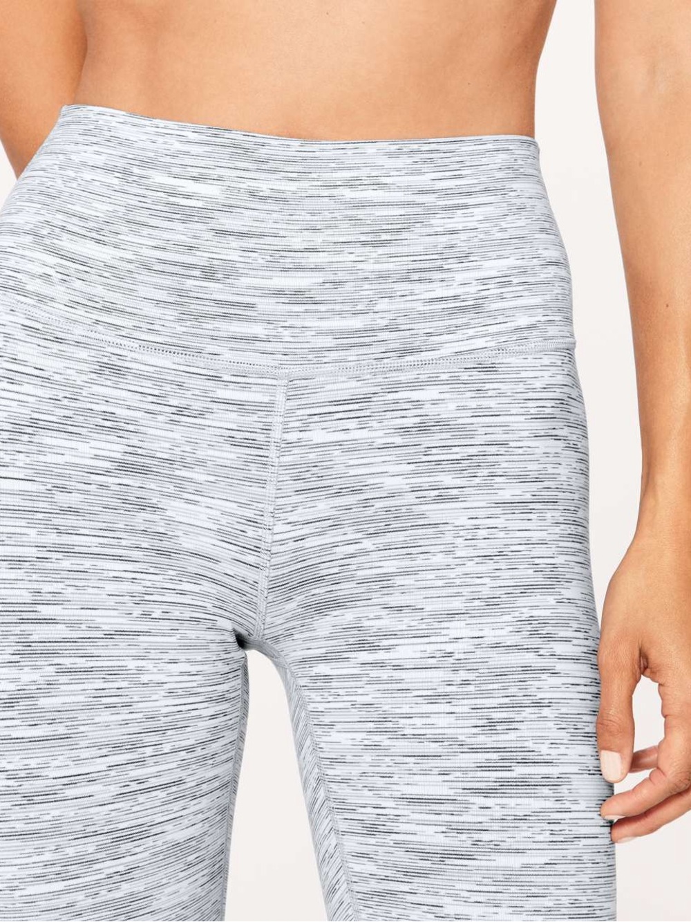 ✨ Lululemon Wunder Under High-Rise Leggings ✨size 6